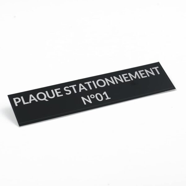 PRODUITS-BOUTIQUE-034.jpg PLAQUE DE STATIONNEMENT - AUTOCOLLANTE - GRAVAGE LASER